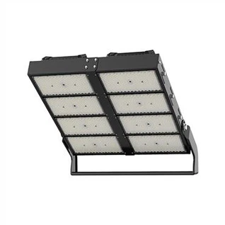 600 Wattos LED stadionlámpa a hátsó udvarban