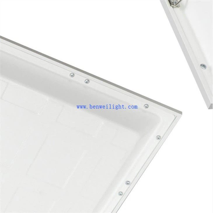 Nagy fényerejű 120 LM/Watt led panelfény