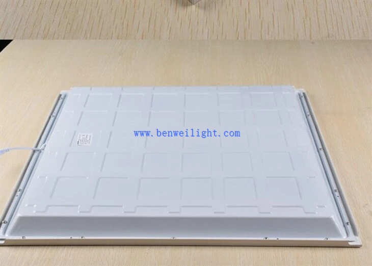 2X2 LED háttérvilágítású panelfény