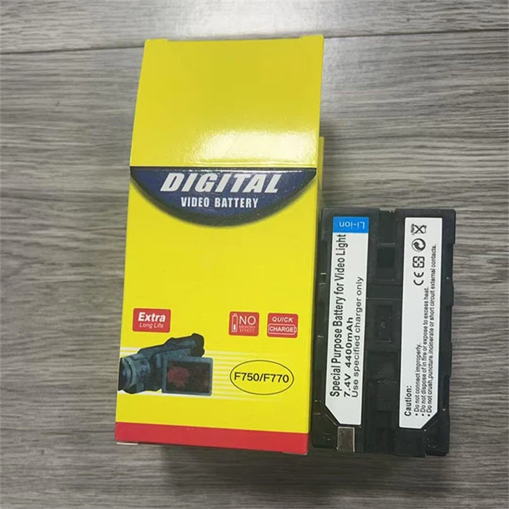 60W COB Photography Light - Mini Handheld Spotlight