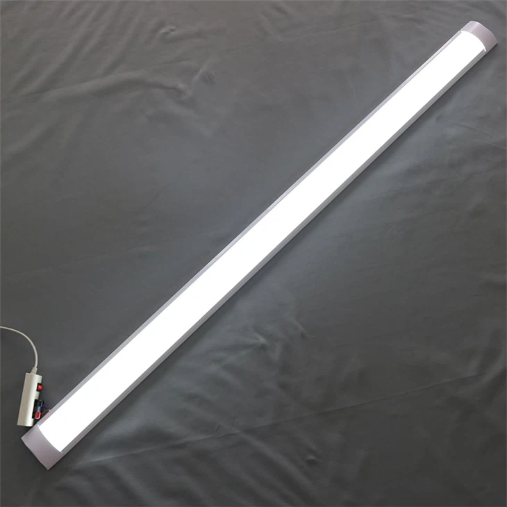 Csatlakoztatható LED lámpa 20W