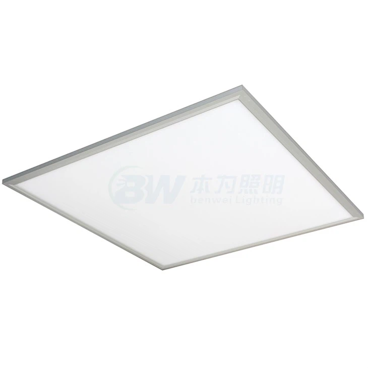 Oldalsó világítású LED panellámpa