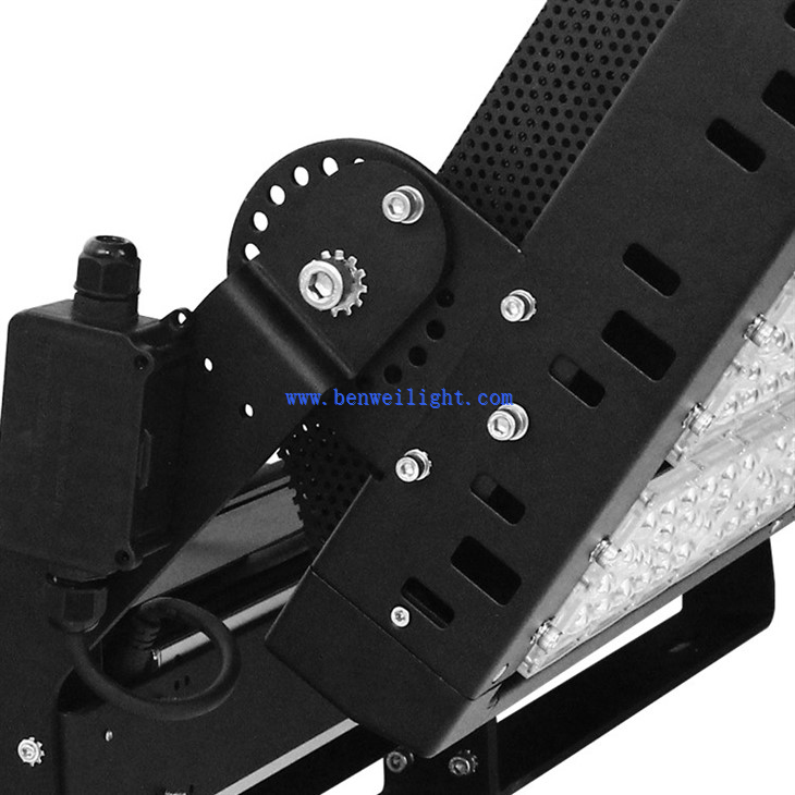 cricket flood light