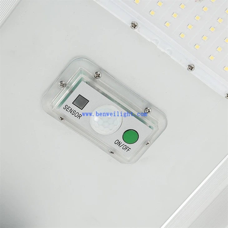 Solar-powered Roadside Light (2)