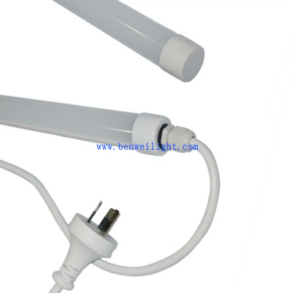 Weatherproof Tube Lights For Chicken Coop (4)